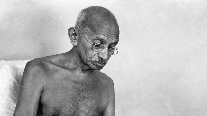 gandhi-was-a-racist-who-slept-with-young-girls-and-let-his-wife-die-of-pneumonia-1449157710